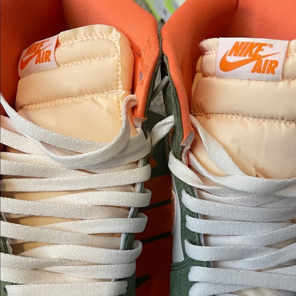 Jordan Air Jordan 1 Retro High OG Craft - Celadon and Orange - Picture 6 of 8